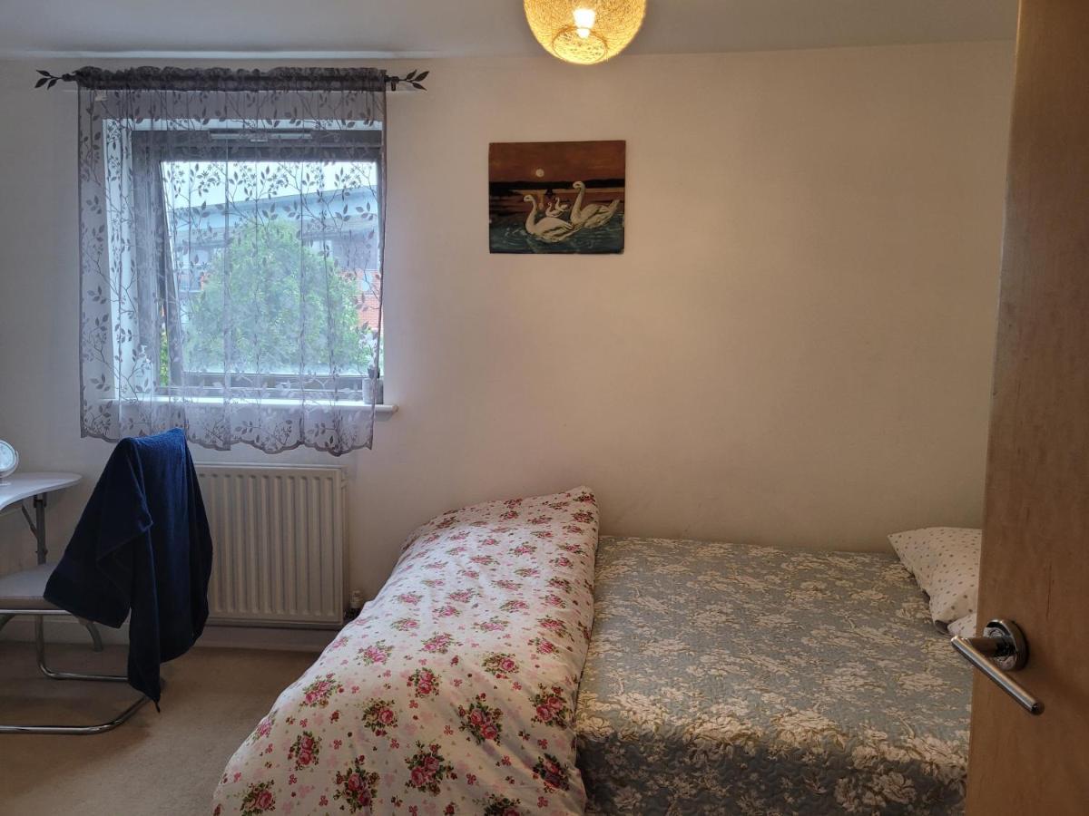 Room Near Heathrow Airport Hillingdon Exteriér fotografie